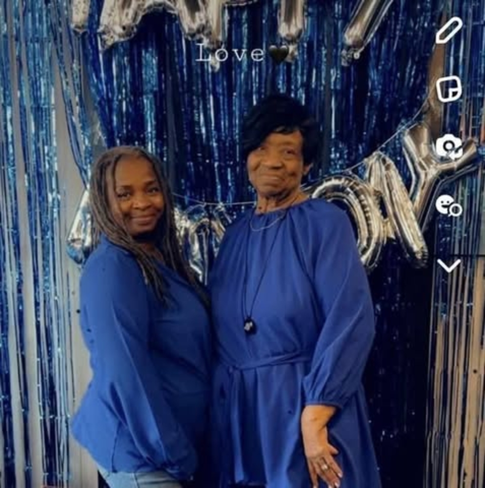 Meet your Posher, Lillie